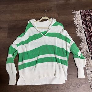 Aerie Green and White V-Neck Sweater